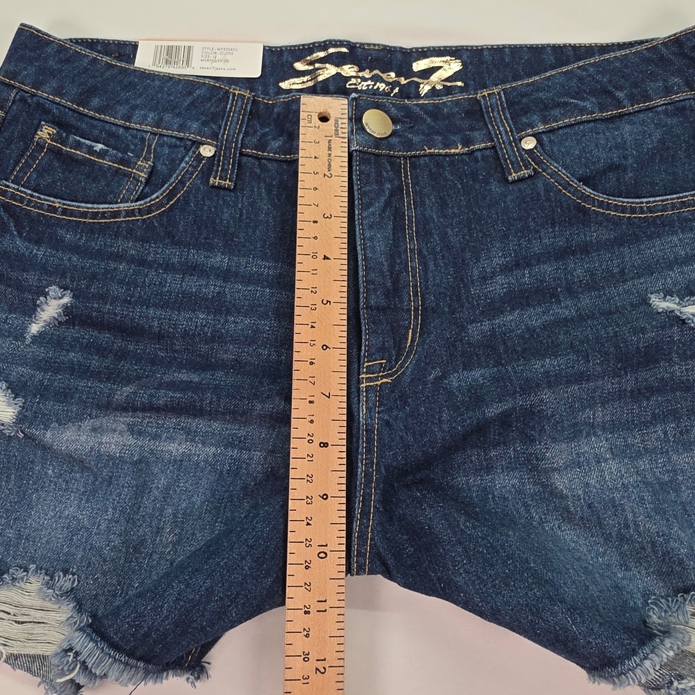 New Seven7 Weekend Shorts Womens‎ 12 Dark Wash Distressed Frayed Hem Denim - Picture 5 of 7